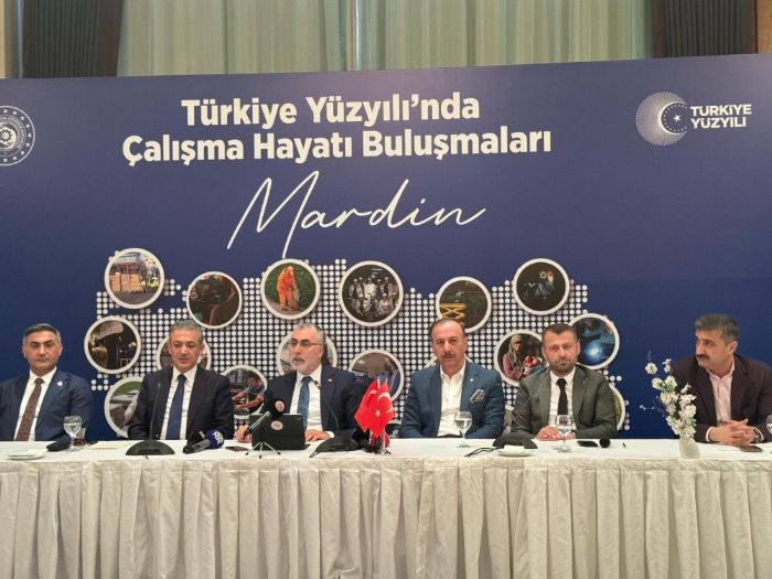 Bakan Işıkhan, Mardin'de iş adamları ve STK temsilcileri ile buluştu